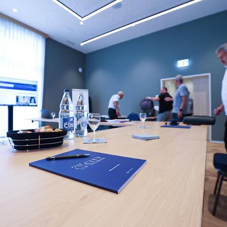 City Hotel Glarnerland Nafels Екстер'єр фото